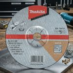 Hình ảnh sản phẩm Đá mài cho công việc nặng (180 X 6 X 22.23mm) A24R Makita B-21135 chính hãng Makita, chuyên dùng cho các công việc mài kim loại cường độ cao trong cơ khí, xây dựng và gia công công nghiệp. Đá mài có đường kính 180mm, độ dày 6mm, lỗ cốt 22.23mm giúp vận hành ổn định, mài nhanh, ít hao mòn và tăng tuổi thọ sử dụng. Phù hợp cho máy mài góc công suất lớn, đảm bảo hiệu suất làm việc tối ưu và an toàn khi sử dụng.