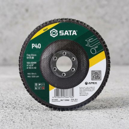 Đĩa nhám xếp 125×P40×22.23MM SATA 55411 là đĩa nhám xếp chất lượng cao, chuyên dùng cho các công việc mài thô, loại bỏ bavia và xử lý bề mặt kim loại. Sản phẩm giúp làm sạch mối hàn, loại bỏ gỉ sét và tạo bề mặt đồng đều trên inox, thép và sắt. Thiết kế nhám xếp bền chắc giúp tăng tuổi thọ, giảm hao mòn và mang lại hiệu suất làm việc ổn định. Đây là lựa chọn tối ưu cho xưởng cơ khí, gia công kim loại và các công trình yêu cầu mài liên tục.