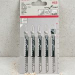 Lưỡi cưa lọng gỗ Bosch T244D 2608630058 là phụ kiện chuyên dụng dành cho máy cưa lọng, được thiết kế để cắt nhanh các loại gỗ mềm, gỗ tự nhiên, ván ép và vật liệu gỗ công nghiệp. Với thiết kế răng cưa sắc bén, bước răng lớn và thân lưỡi HCS chất lượng cao, sản phẩm giúp tạo đường cắt nhanh, chính xác và ổn định. Lưỡi cưa lọng gỗ Bosch T244D 2608630058 là lựa chọn lý tưởng cho thợ mộc, xưởng nội thất và các công việc gia công gỗ chuyên nghiệp cần hiệu suất cao và độ bền vượt trội.