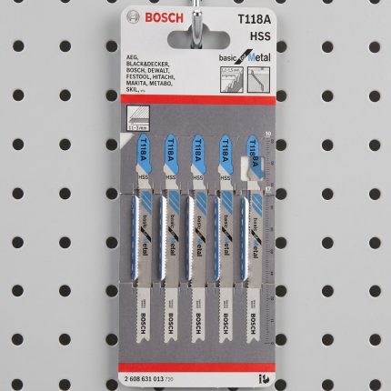 Lưỡi cưa lọng sắt dày Bosch T118A (1.1 - 1,5mm) là phụ kiện cắt kim loại chuyên dụng được sản xuất từ thép gió HSS chất lượng cao, mang lại khả năng cắt chính xác và độ bền vượt trội. Sản phẩm phù hợp để cắt các tấm sắt, thép mỏng có độ dày từ 1.1 - 1,5mm, giúp đường cắt sắc nét, ít ba via và tiết kiệm thời gian gia công. Lưỡi cưa lọng sắt dày Bosch T118A (1.1 - 1,5mm) tương thích với nhiều dòng máy cưa lọng phổ biến, là lựa chọn lý tưởng cho thợ cơ khí, gia công kim loại và ngành công nghiệp chế tạo.