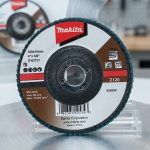 Nhám xếp 100x16mm Z120 Makita D-63731 là đĩa nhám cao cấp cho mài tinh bề mặt kim loại và inox, giúp loại bỏ vết xước nhỏ, xử lý bavia và chuẩn bị chi tiết cho công đoạn đánh bóng. Sản phẩm bền bỉ, hiệu suất cao và tạo bề mặt đồng đều.