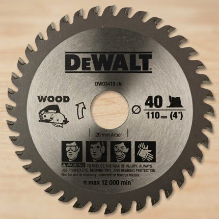 110mm x 40T Lưỡi cưa gỗ Dewalt DW03410-B1 chính hãng, 40 răng cưa hợp kim, cắt gỗ tự nhiên và gỗ công nghiệp mịn, giảm rung, nâng cao độ chính xác, bền bỉ khi sử dụng với các máy cưa bàn hoặc cưa trượt Dewalt.