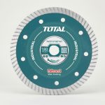 Hình ảnh Đĩa cắt siêu mỏng Total TAC2131801HT 180x22.2mm được thiết kế ultrathin, đường kính 180mm, lỗ 22.2mm, cho khả năng cắt ướt hiệu quả trên gạch men, đá granite, đá marble và vật liệu lát nền. Lưỡi cắt Total TAC2131801HT giúp đường cắt mịn, ít mẻ cạnh, tuổi thọ cao và tối ưu cho máy cắt gạch cầm tay hoặc máy cắt bàn.