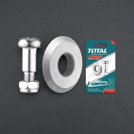 Đồng xu cắt gạch TOTAL THT576004B là phụ kiện thay thế chuyên dụng dành cho máy cắt gạch TOTAL, được chế tạo từ hợp kim chất lượng cao giúp tăng độ sắc bén và tuổi thọ sử dụng. Sản phẩm có kích thước 18x6x3mm, hỗ trợ tạo đường rạch chính xác trên nhiều loại gạch men, gạch ceramic và gạch lát nền. Đồng xu cắt gạch TOTAL THT576004B giúp giảm lực cắt, hạn chế sứt mẻ cạnh gạch và nâng cao hiệu suất thi công cho thợ xây dựng, thợ ốp lát chuyên nghiệp. Sản phẩm chính hãng TOTAL, độ bền cao, dễ dàng thay thế và lắp đặt trên các dòng máy cắt gạch tương thích.