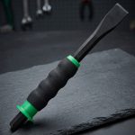 Đục bằng có tay cầm TOPTUL HCBB1920 19mm chính hãng được chế tạo từ thép hợp kim chịu lực cao, đầu đục rộng 19mm sắc bén kết hợp tay cầm chống trượt giúp tăng độ an toàn và hiệu quả thao tác. Sản phẩm chuyên dùng trong gia công cơ khí, đục cắt kim loại, loại bỏ bavia, xử lý mối hàn và các công việc sửa chữa công nghiệp yêu cầu độ bền và độ chính xác cao.
