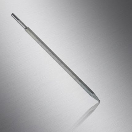 Hình ảnh Đục dẹp L 350 mm x 20mm TTP USA 202-2035014-2-TCT chính hãng với thiết kế thân thép hợp kim cường lực, lưỡi đục dẹp sắc bén giúp đục phá bê tông, gạch đá và loại bỏ lớp vật liệu cứng hiệu quả. Sản phẩm có chiều dài 350mm, bản rộng 20mm, phù hợp sử dụng cùng búa đục chuyên dụng trong xây dựng, sửa chữa công trình và thi công cơ điện. Công cụ bền bỉ, chịu lực cao, đáp ứng nhu cầu làm việc liên tục của thợ chuyên nghiệp và xưởng công nghiệp.