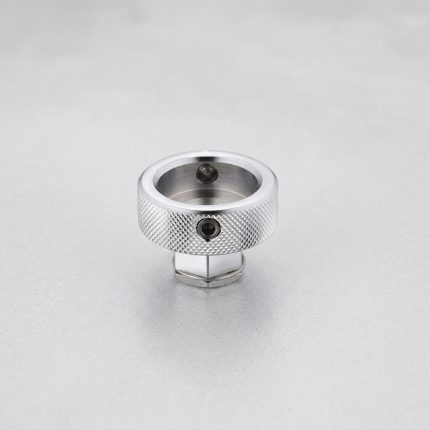 Dụng cụ sửa ren TOP Japan NA-25 chính hãng được chế tạo từ thép chất lượng cao, thiết kế dạng đầu giữ bàn ren với bề mặt khía chống trượt, hỗ trợ phục hồi, làm sạch và sửa chữa các ren ngoài bị hư hỏng trong ngành cơ khí, bảo trì máy móc và sửa chữa thiết bị công nghiệp.