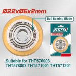 Lưỡi cắt cho bàn cắt gạch đẩy tay Total THT576003B là phụ kiện thay thế chính hãng được thiết kế chuyên dụng cho các dòng bàn cắt gạch Total. Sản phẩm có kích thước 22x6x2mm, tích hợp vòng bi (Ball Bearing Blade) giúp lưỡi lăn êm, cắt chính xác và giảm lực đẩy khi thao tác. Lưỡi cắt phù hợp với các model THT576003, THT578002, THT571001 và THT571201, mang lại đường cắt sắc nét, hạn chế mẻ cạnh gạch và nâng cao hiệu suất thi công.