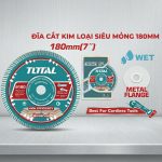 Lưỡi cắt đá 180(7'')X22.2mm Total TAC061801 là đĩa cắt siêu mỏng chuyên dùng cho cắt đá, gạch, bê tông mỏng và vật liệu xây dựng, thiết kế đường kính 180mm, lỗ trục 22.2mm, hỗ trợ cắt ướt, cho đường cắt nhanh, sắc nét và hiệu quả cao