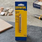 Lưỡi cắt dùng cho bàn cắt gạch IRWIN IW5871 là phụ kiện thay thế chuyên dụng dành cho các dòng bàn cắt gạch IRWIN, giúp tạo đường cắt sắc nét, chính xác và hạn chế sứt mẻ cạnh gạch. Sản phẩm được chế tạo từ vật liệu chất lượng cao, có khả năng chống mài mòn tốt, kéo dài tuổi thọ sử dụng và đảm bảo hiệu suất cắt ổn định trong quá trình thi công. Lưỡi cắt dùng cho bàn cắt gạch IRWIN IW5871 là lựa chọn phù hợp cho thợ xây dựng, thợ ốp lát và các đơn vị thi công chuyên nghiệp đang tìm kiếm phụ kiện cắt gạch chính hãng, bền bỉ và hiệu quả. Công Nghiệp An Toàn cung cấp sản phẩm chính hãng với giá cạnh tranh, hỗ trợ giao hàng nhanh trên toàn quốc.
