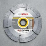 Lưỡi cắt gạch, bê tông 110mm Bosch 2608602468 là đĩa cắt kim cương chất lượng cao được thiết kế để cắt nhanh và chính xác các loại gạch xây dựng, bê tông, bê tông nhẹ, đá nhân tạo và nhiều vật liệu xây dựng phổ biến khác. Với thiết kế vành cắt phân đoạn giúp tăng khả năng thoát bụi, giảm nhiệt và nâng cao tốc độ cắt, sản phẩm mang lại hiệu suất làm việc ổn định ngay cả trong điều kiện thi công liên tục. Lưỡi cắt gạch, bê tông 110mm Bosch 2608602468 có độ bền vượt trội, khả năng chống mài mòn cao và tương thích với nhiều dòng máy cắt cầm tay trên thị trường, là lựa chọn lý tưởng cho thợ xây dựng, thợ hoàn thiện và các đơn vị thi công chuyên nghiệp.
