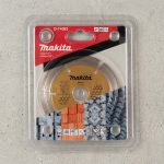 Lưỡi cắt kim cương 105x12x20mm Makita D-74083 là phụ kiện cắt chuyên dụng cho bê tông, gạch xây dựng, đá nhân tạo và các vật liệu khoáng cứng. Lưỡi cắt được thiết kế với lớp hạt kim cương chất lượng cao, mang lại khả năng cắt nhanh, chính xác và tuổi thọ vượt trội. Kích thước 105mm x 12mm x 20mm tương thích với nhiều dòng máy cắt cầm tay phổ biến, giảm rung lắc khi vận hành, đảm bảo đường cắt mịn và ổn định. Sản phẩm lý tưởng cho các thợ xây dựng, kỹ thuật viên và người dùng chuyên nghiệp cần một giải pháp cắt bê tông, gạch hoặc đá nhân tạo hiệu quả, an toàn và tiết kiệm chi phí.