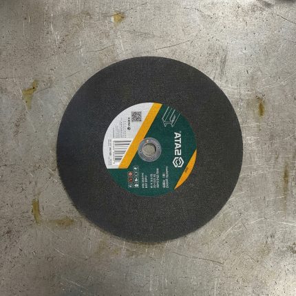 Lưỡi cắt kim loại 355×2.6×25.4MM SATA 55015 chính hãng với thiết kế chuyên dụng cho máy cắt sắt bàn 14 inch. Sản phẩm sở hữu độ dày 2.6mm tối ưu, giúp cắt nhanh các loại thép, sắt hộp, inox mỏng và kim loại màu với đường cắt sắc nét, giảm ba via. Lưỡi cắt kim loại 355×2.6×25.4MM SATA 55015 được sản xuất từ vật liệu chất lượng cao, độ bền vượt trội, khả năng chịu nhiệt tốt và đảm bảo an toàn trong quá trình vận hành công nghiệp.