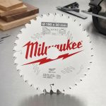 Lưỡi cưa gỗ 190x30mm 48T Milwaukee 4932471380 chính hãng, thiết kế 48 răng sắc bén, hỗ trợ cắt gỗ mịn, ổn định và chính xác cho thợ mộc, xưởng nội thất và thi công chuyên nghiệp.