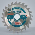 Hình ảnh Lưỡi cưa gỗ 24 răng Total TAC232241 140mm có 24 răng hợp kim TCT, đường kính 140mm và lỗ 25.4mm. Lưỡi cưa Total TAC232241 giúp cắt gỗ, ván MDF, HDF và plywood nhanh chóng, đường cắt chính xác, ít sứt mẻ, phù hợp cho thợ mộc, xưởng nội thất và người dùng DIY chuyên nghiệp.