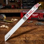 Hình ảnh Lưỡi cưa kiếm sắt Milwaukee TORCH loại mỏng T18-152.4mm (Bộ 5 lưỡi) chính hãng Milwaukee, ứng dụng công nghệ TORCH™ Thin Kerf kết hợp vật liệu Bi-Metal cao cấp giúp tăng tốc độ cắt, giảm lực cản và kéo dài tuổi thọ sử dụng. Với thiết kế 18 TPI (18 răng/inch), sản phẩm chuyên dùng để cắt inox, thép tấm mỏng, ống kim loại và các vật liệu yêu cầu độ chính xác cao. Lưỡi cưa kiếm sắt Milwaukee TORCH loại mỏng T18-152.4mm (Bộ 5 lưỡi) mang lại đường cắt sạch, ít ba via, tối ưu hiệu suất cho máy cưa kiếm dùng pin và máy cưa kiếm công nghiệp.