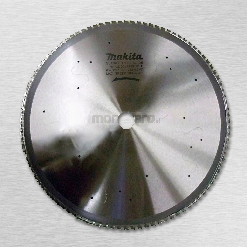 Hình ảnh Lưỡi hợp kim cắt sắt, inox Makita B-23151 dành cho LC1230 chính hãng, được thiết kế chuyên dụng để cắt sắt hộp, thép hình, thép tấm và inox với độ chính xác cao. Sản phẩm sử dụng răng hợp kim siêu cứng giúp đường cắt sắc nét, ít ba via, giảm tia lửa và hạn chế biến dạng vật liệu so với đá cắt thông thường. Lưỡi hợp kim cắt sắt, inox Makita B-23151 dành cho LC1230 là lựa chọn lý tưởng cho các xưởng cơ khí, gia công kim loại và công trình công nghiệp yêu cầu hiệu suất làm việc cao, tuổi thọ bền bỉ và chi phí vận hành tối ưu.