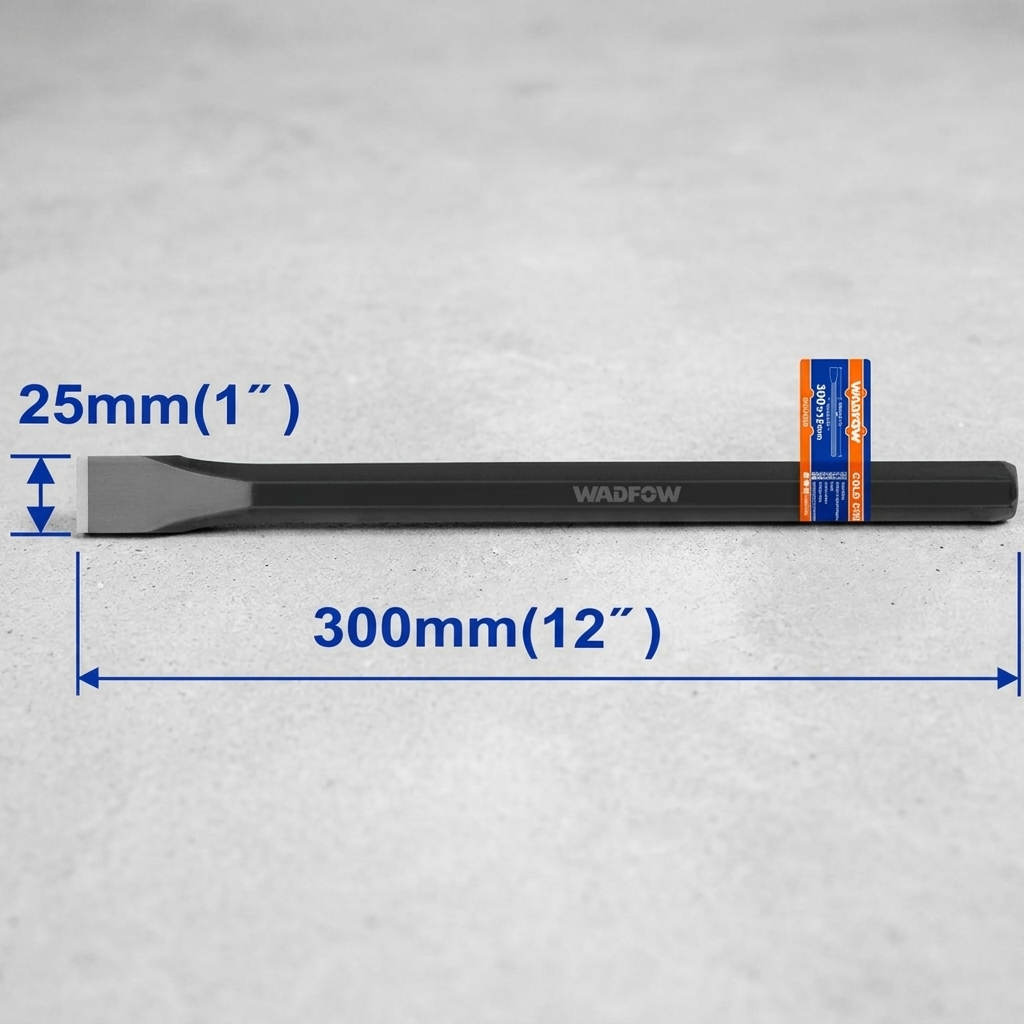 Hình ảnh sản phẩm Mũi đục dẹp nguội WadFow WCC0301 25x18x300mm được chế tạo từ thép carbon cường độ cao, sở hữu lưỡi đục dẹp rộng 25mm (1 inch) và chiều dài tổng thể 300mm (12 inch). Thiết kế chắc chắn giúp tăng hiệu quả đục phá bê tông, gạch, đá, loại bỏ vữa cũ và xử lý bề mặt vật liệu xây dựng. Mũi đục dẹp nguội WadFow WCC0301 25x18x300mm là lựa chọn phù hợp cho thợ xây dựng, kỹ thuật viên cơ khí và các đơn vị thi công chuyên nghiệp nhờ khả năng chịu lực tốt, độ bền cao và hiệu suất làm việc ổn định.