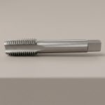 Hình ảnh sản phẩm Mũi taro HSS M22 x 2.5mm TTP USA 240-220250 được thiết kế theo tiêu chuẩn công nghiệp, chế tạo từ thép gió HSS (High Speed Steel) có độ cứng cao, khả năng chịu nhiệt tốt và chống mài mòn hiệu quả trong quá trình gia công liên tục. Sản phẩm chuyên dùng để tạo ren trong hệ mét M22 x 2.5mm, giúp tạo ra các đường ren sắc nét, đồng đều và đạt độ chính xác cao, đáp ứng yêu cầu kỹ thuật khắt khe trong ngành cơ khí chế tạo, bảo trì thiết bị và sản xuất công nghiệp. Mũi taro HSS M22 x 2.5mm TTP USA 240-220250 phù hợp để gia công trên thép carbon, thép hợp kim, gang, nhôm, đồng và nhiều loại kim loại màu khác, mang lại hiệu quả cắt ren ổn định, giảm nguy cơ gãy mũi taro và nâng cao năng suất sản xuất. Đây là giải pháp tối ưu dành cho các xưởng cơ khí chính xác, doanh nghiệp chế tạo máy và đơn vị gia công công nghiệp cần một dụng cụ taro có tuổi thọ cao và chất lượng ren đạt tiêu chuẩn kỹ thuật.