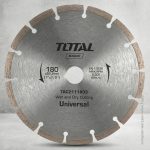 Đĩa cắt gạch khô Total TAC2111803 180x22mm là lưỡi cắt kim cương chất lượng cao được thiết kế cho cả cắt khô và cắt ướt trên các loại gạch men, gạch ceramic, granite, đá tự nhiên và vật liệu xây dựng. Với thiết kế rãnh thoát nhiệt tối ưu cùng vành cắt kim cương sắc bén, sản phẩm giúp tạo đường cắt mịn đẹp, hạn chế sứt mẻ và nâng cao hiệu suất thi công. Đĩa cắt có độ bền cao, khả năng chịu mài mòn tốt, phù hợp với nhiều dòng máy cắt gạch và máy mài công suất lớn. Đĩa cắt gạch khô Total TAC2111803 180x22mm là lựa chọn lý tưởng cho thợ ốp lát, đơn vị thi công xây dựng và các công trình hoàn thiện nội thất chuyên nghiệp.