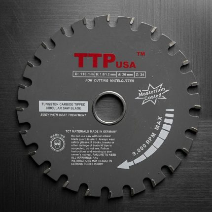 Lưỡi cưa kim loại 110mm 24 Răng TTP 222-11024T-4GE là dòng lưỡi cưa hợp kim cao cấp được thiết kế chuyên dụng cho việc cắt sắt, thép hộp, nhôm và các vật liệu kim loại khác. Với 24 răng hợp kim Tungsten Carbide sắc bén cùng đường kính 110mm tiêu chuẩn, sản phẩm mang lại khả năng cắt nhanh, đường cắt chính xác, ít ba via và giảm hao hụt vật liệu. Lưỡi cưa kim loại 110mm 24 Răng TTP 222-11024T-4GE có độ bền cao, vận hành ổn định ở tốc độ lớn và là lựa chọn lý tưởng cho các xưởng cơ khí, công trình xây dựng và ngành gia công kim loại chuyên nghiệp.