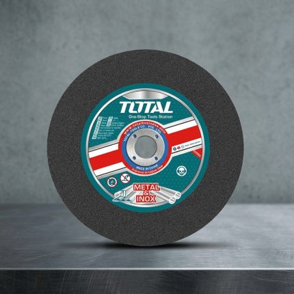 Hình ảnh sản phẩm Đá cắt kim loại Total TAC2213001SA 12" (300mm) chính hãng Total, được thiết kế chuyên dụng cho các dòng máy cắt sắt bàn công nghiệp. Sản phẩm sở hữu khả năng cắt nhanh các loại sắt, thép hộp, thép ống và vật liệu kim loại khác với đường cắt sắc nét, ít ba via và độ bền vượt trội. Đá cắt kim loại Total TAC2213001SA 12" (300mm) phù hợp cho xưởng cơ khí, công trình xây dựng, nhà máy sản xuất và gia công kết cấu thép. Phân phối chính hãng tại Công Nghiệp An Toàn với giá tốt, hỗ trợ kỹ thuật và giao hàng toàn quốc.